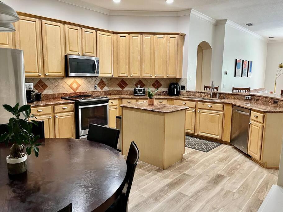 Sandy Oasis 5 Bedroom With Pool Sarasota 布雷登顿 外观 照片